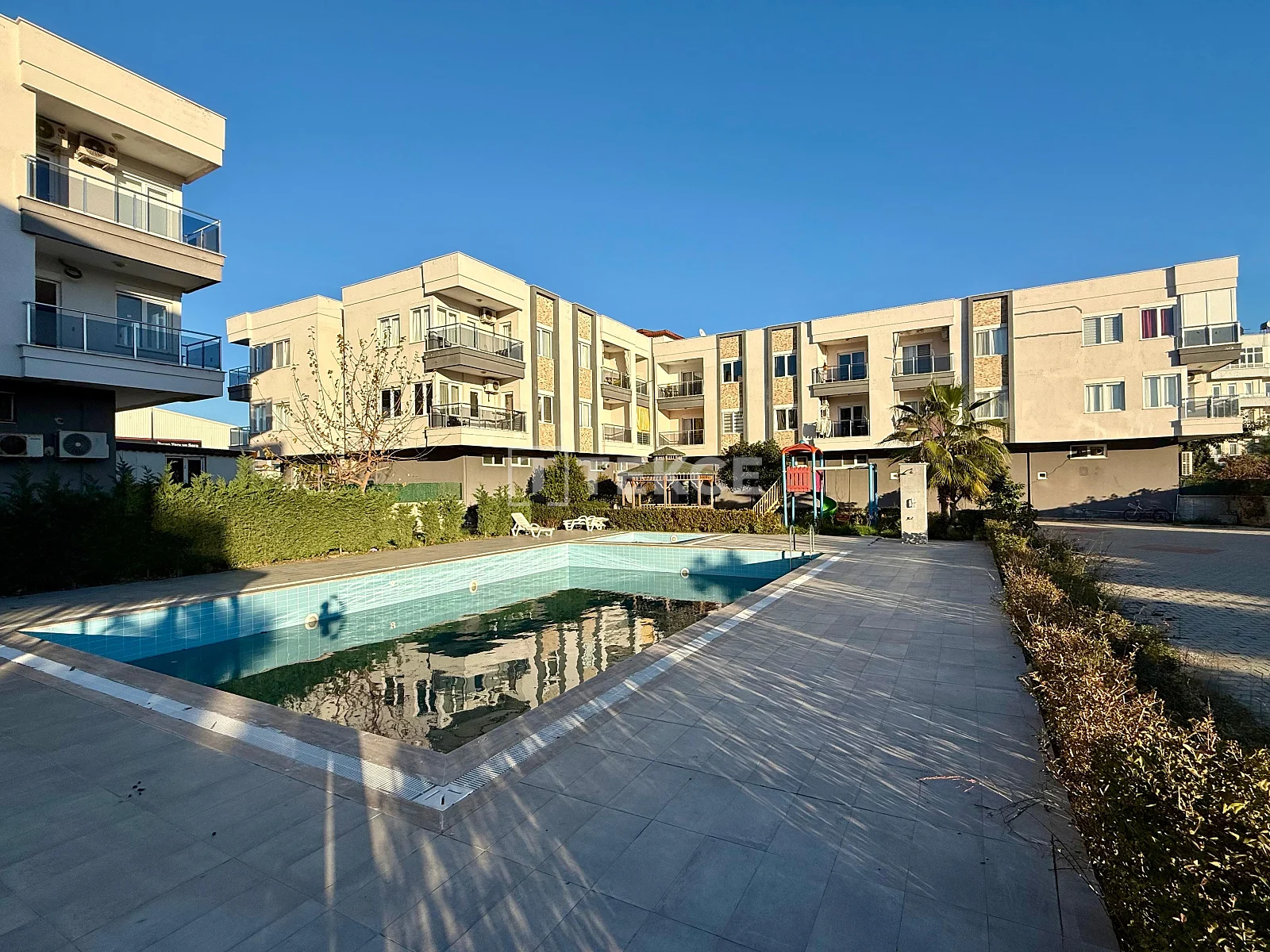 ayt-04825-ready-to-move-apartment-in-a-complex-in-alanya-te