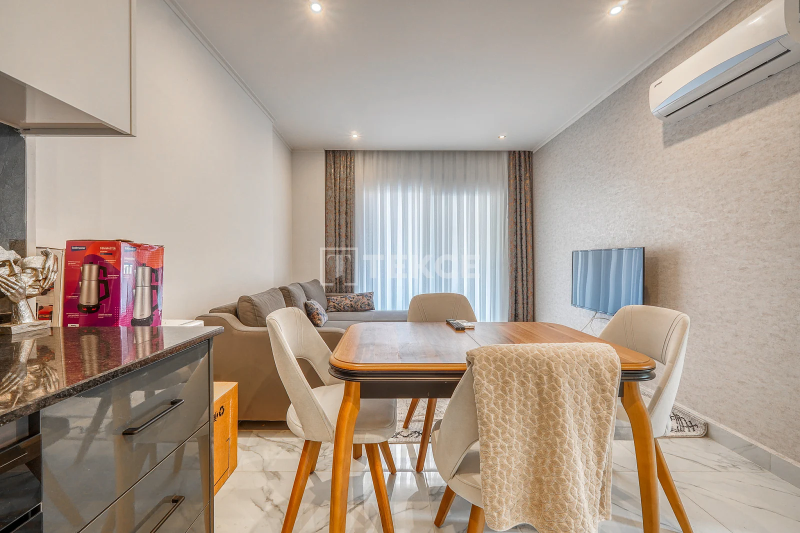 ayt-04843-furnished-apartment-for-sale-in-a-pool-complex-in-oba-alanya-te (4)