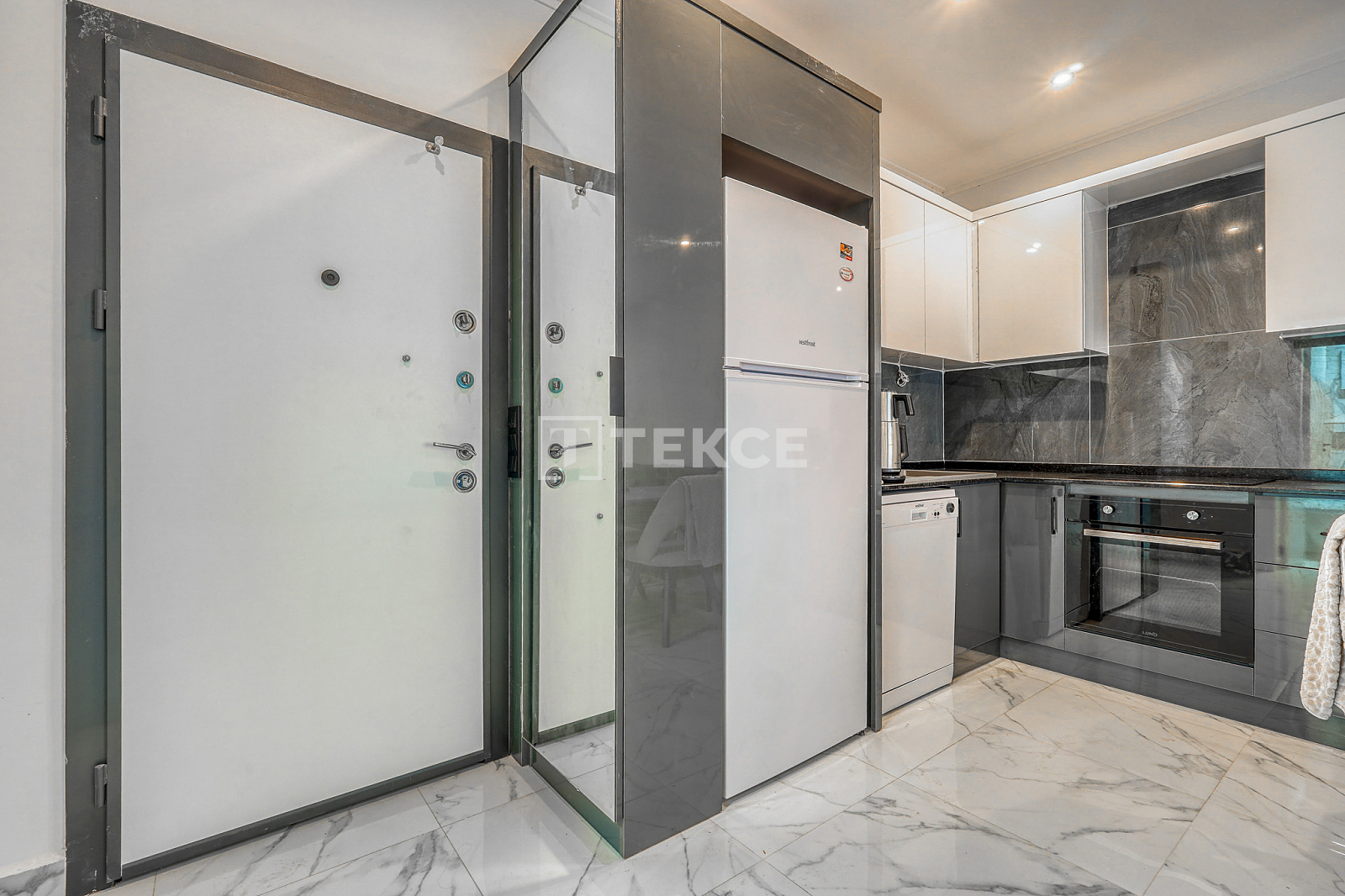 ayt-04843-furnished-apartment-for-sale-in-a-pool-complex-in-oba-alanya-te (6)