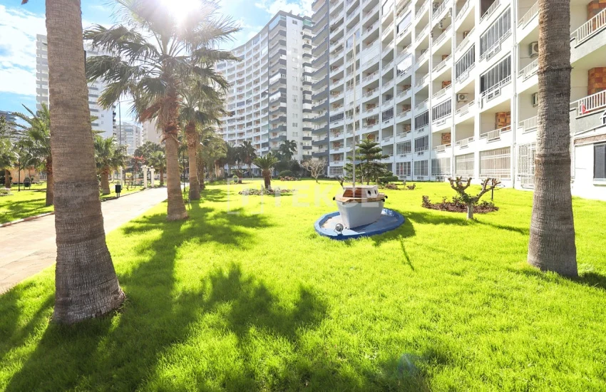 cov-00265-beachfront-apartment-in-mersins-popular-project-flamingo-4-te (13)