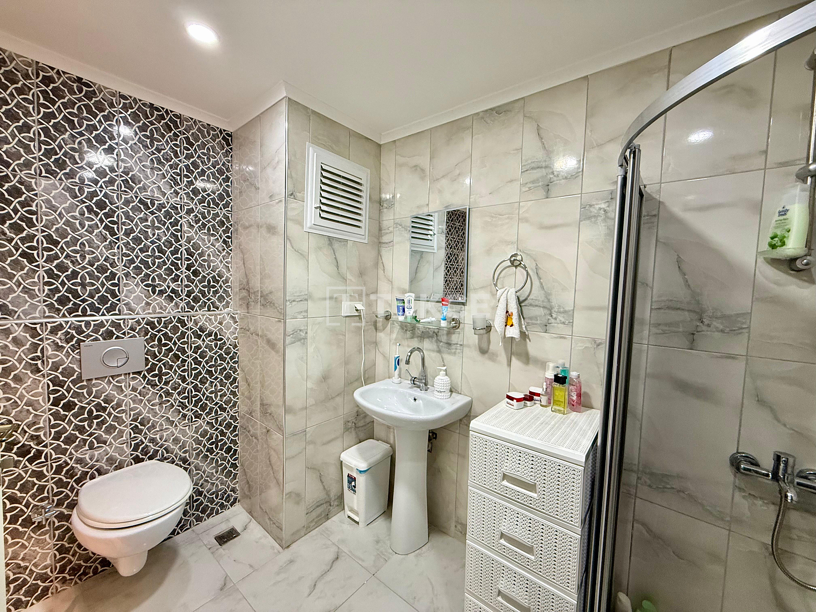 ayt-04894-furnished-apartment-for-sale-in-a-complex-with-pool-in-alanya-turkey-te (13)