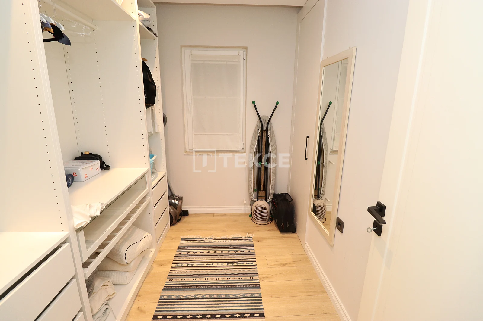 ayt-04997-renovated-2-bed-apartment-in-a-complex-with-pool-in-lara-antalya-te (15)