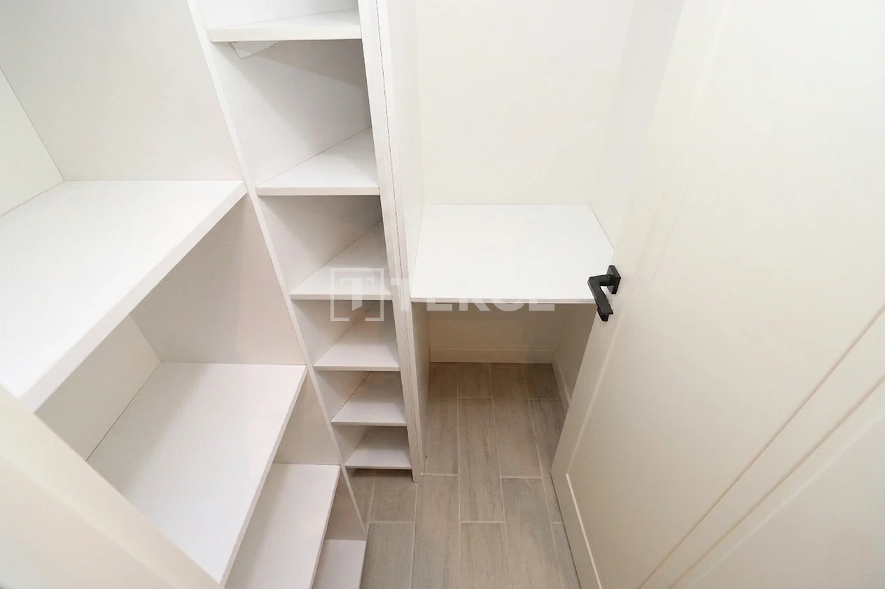 ayt-04997-renovated-2-bed-apartment-in-a-complex-with-pool-in-lara-antalya-te (17)