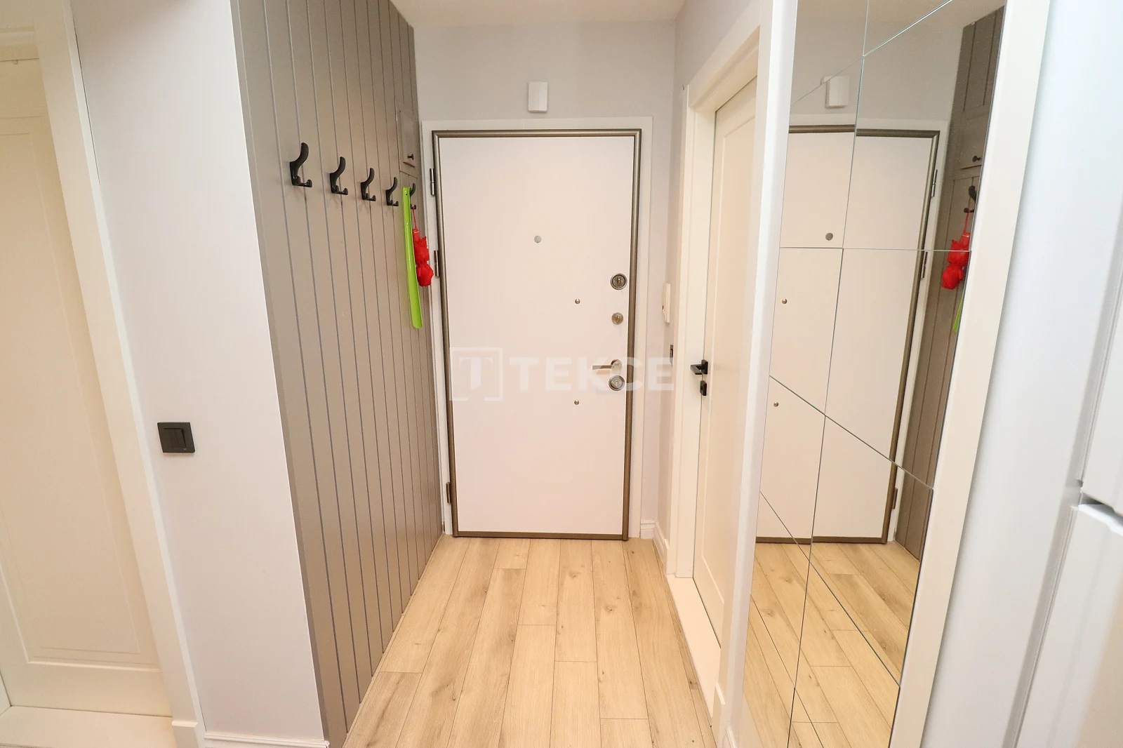 ayt-04997-renovated-2-bed-apartment-in-a-complex-with-pool-in-lara-antalya-te (18)