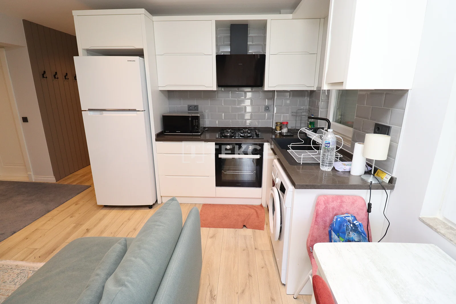 ayt-04997-renovated-2-bed-apartment-in-a-complex-with-pool-in-lara-antalya-te (9)